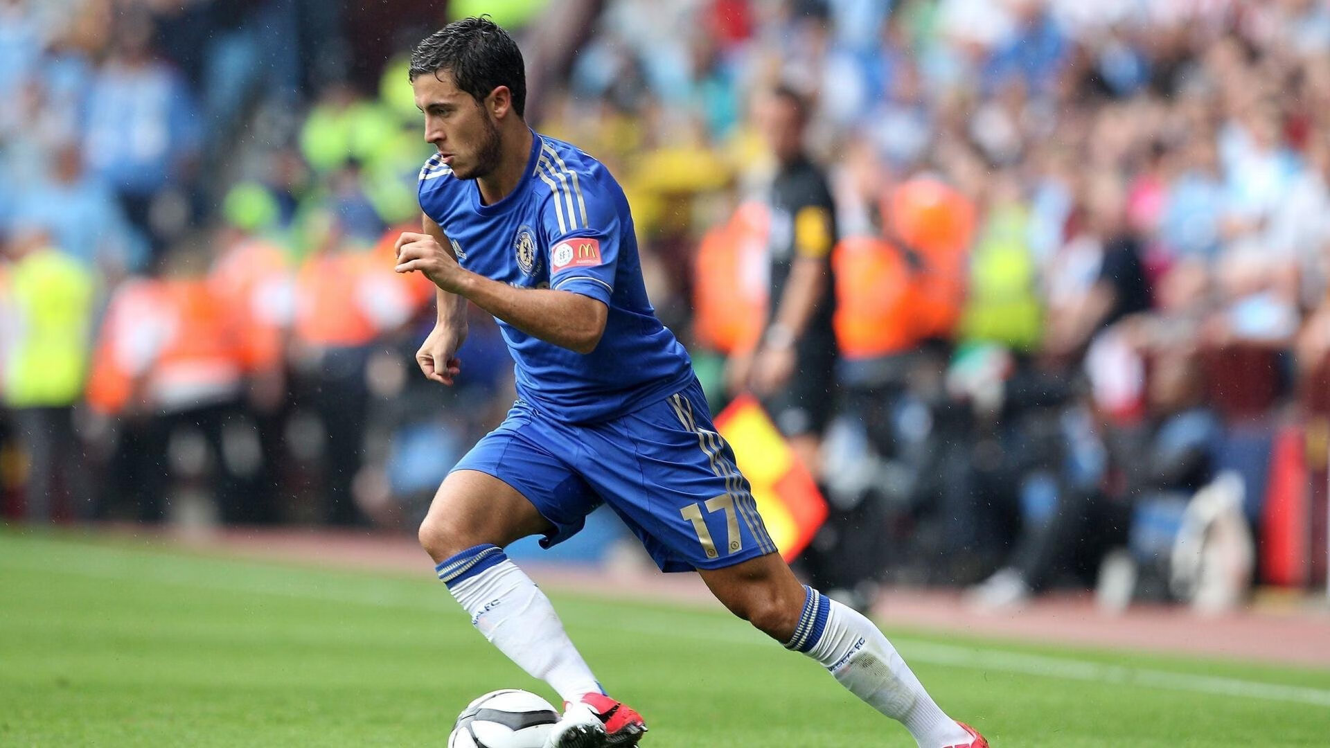 “超级杯决赛：豪门争冠，精彩纷呈”，超级杯决赛直播