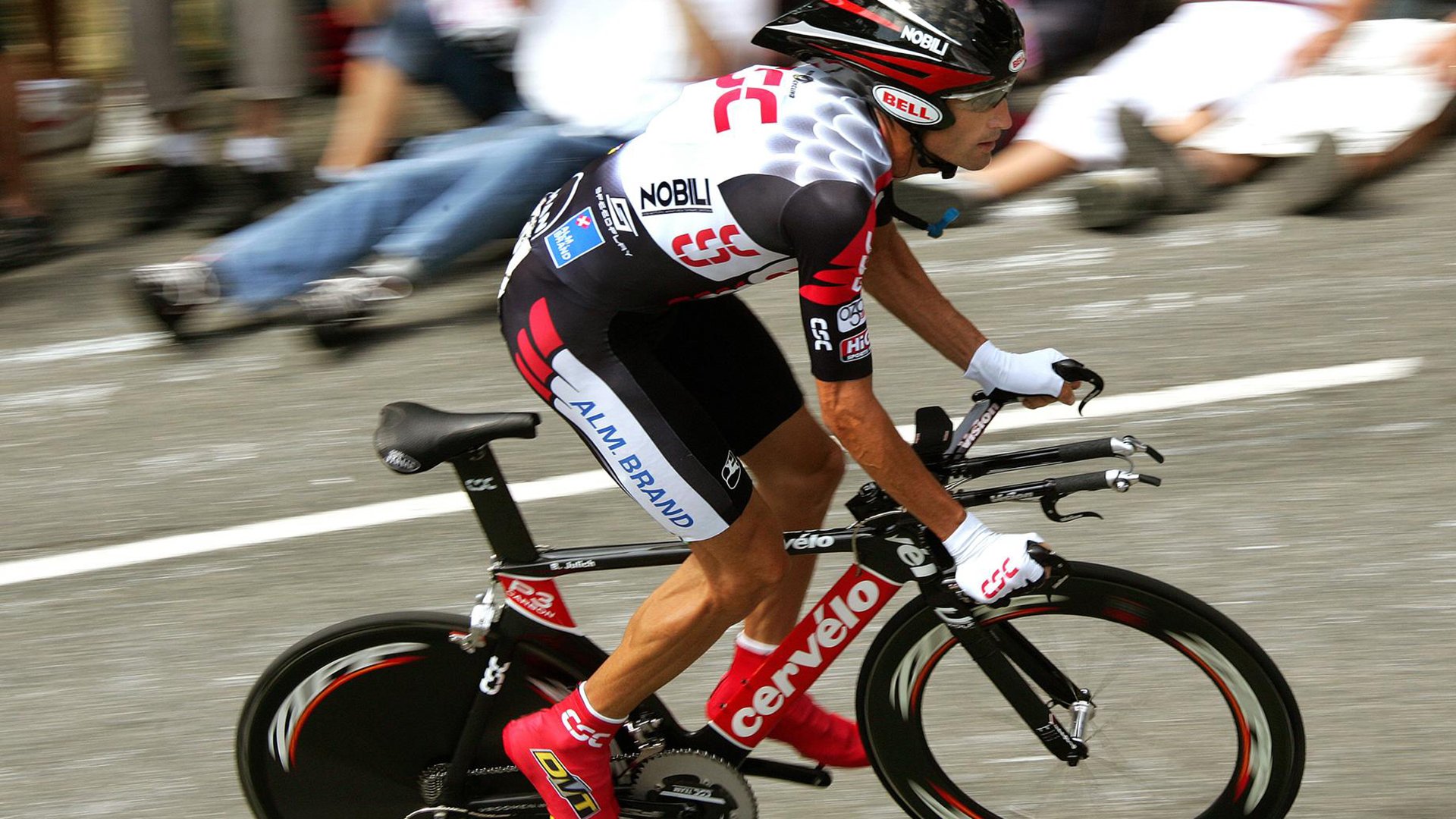 乌拉圭0-4不敌巴拉圭，世界杯预选赛遭遇首场失利，2030世界杯乌拉圭